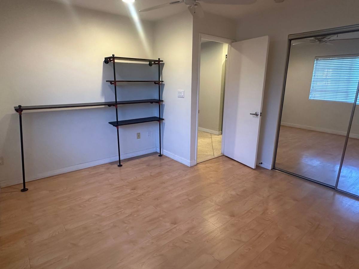 Townhouse for rent at 1850 E Maryland Ave, Phoenix, AZ 85016
