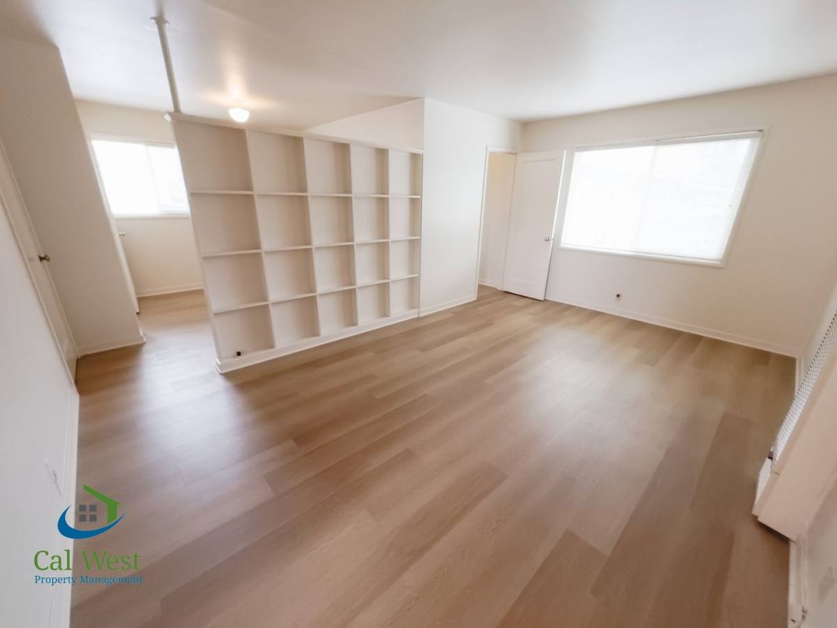 Apartment for rent at 33 E Empire, San Jose, CA 95112