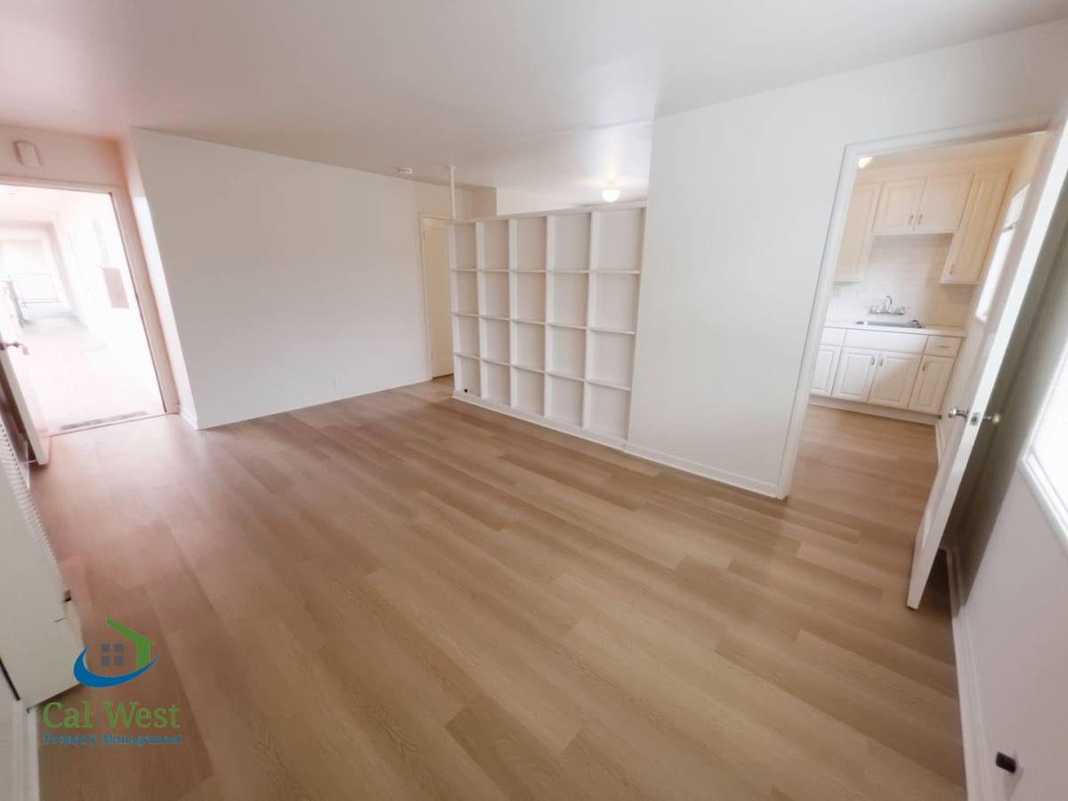Apartment for rent at 33 E Empire, San Jose, CA 95112