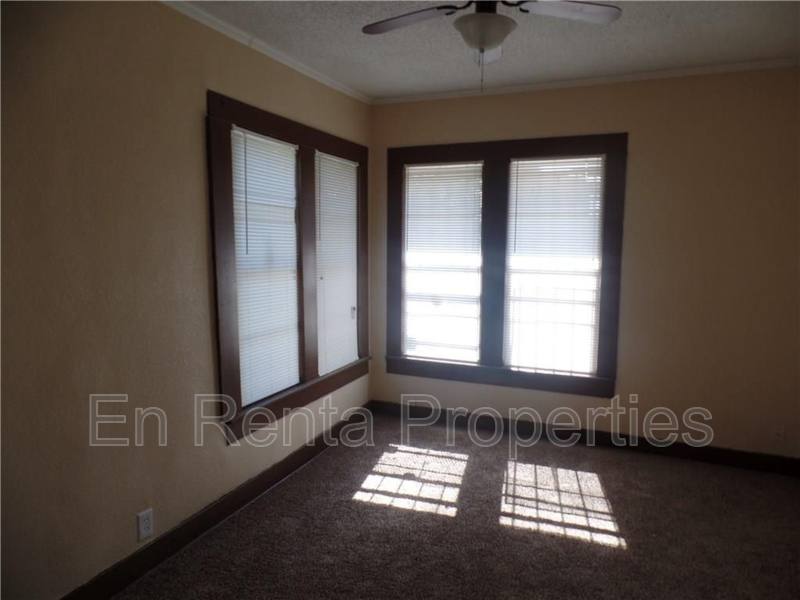House for rent at 1925 Saint Louis Ave, Fort Worth, TX 76110