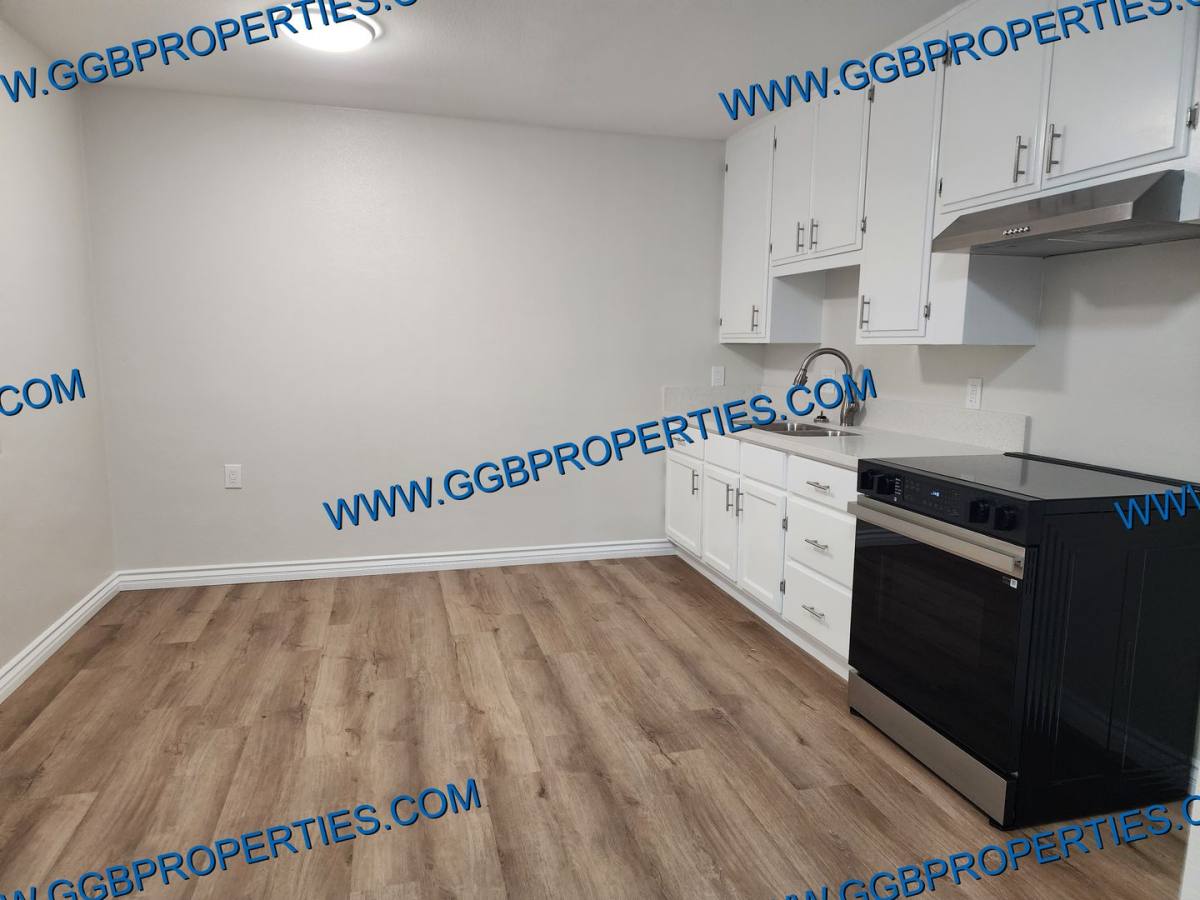 Apartment for rent at 1080-1084 E S St, Long Beach, CA 90805
