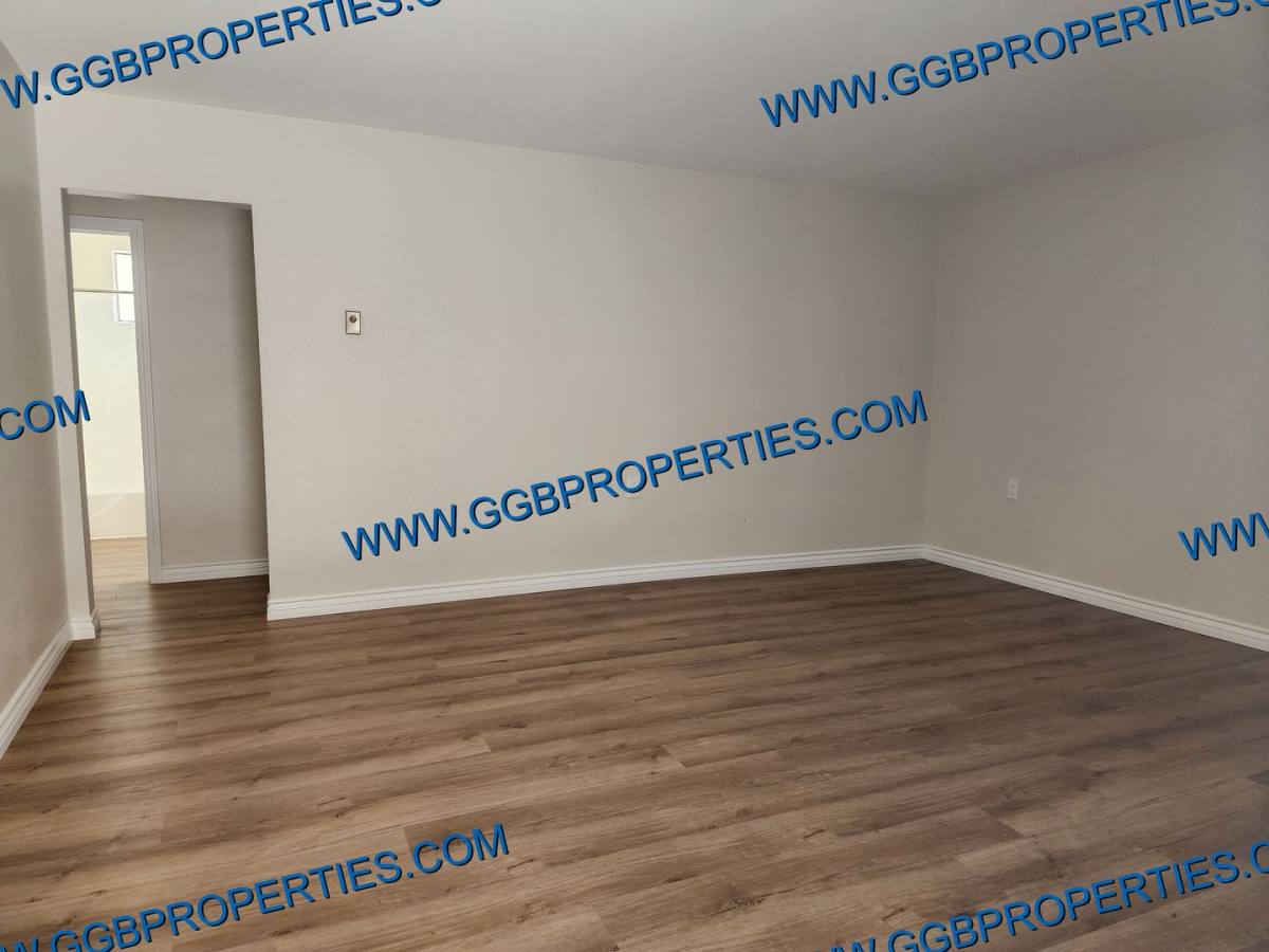 Apartment for rent at 1080-1084 E S St, Long Beach, CA 90805