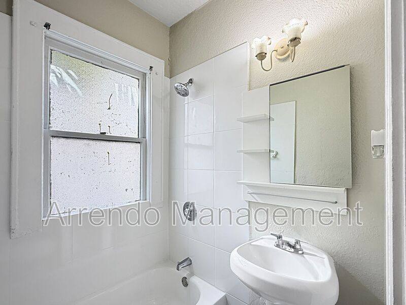 House for rent at 126 Mendoza Ave #7A, Miami, FL 33134