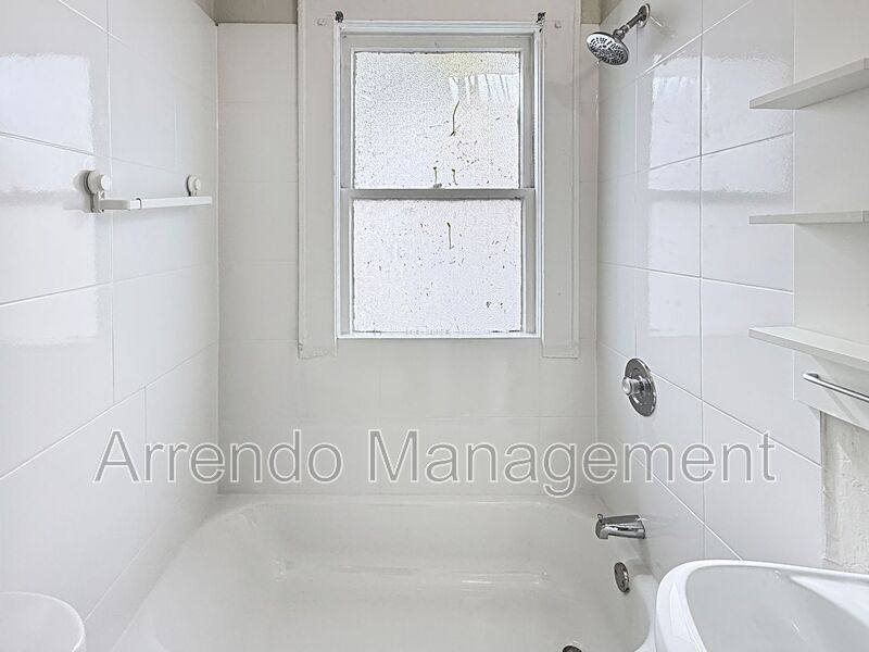 House for rent at 126 Mendoza Ave #7A, Miami, FL 33134