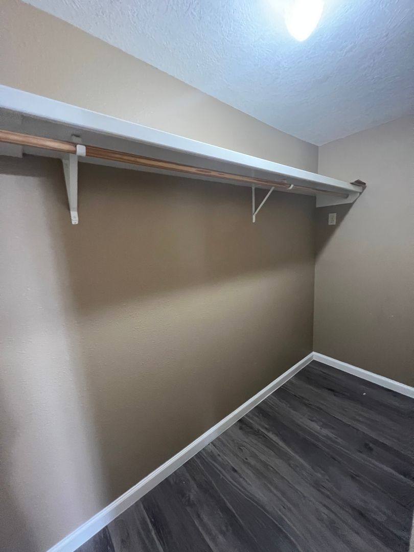 Apartment for rent at 200 W 11th St, Lake Charles, LA 70601