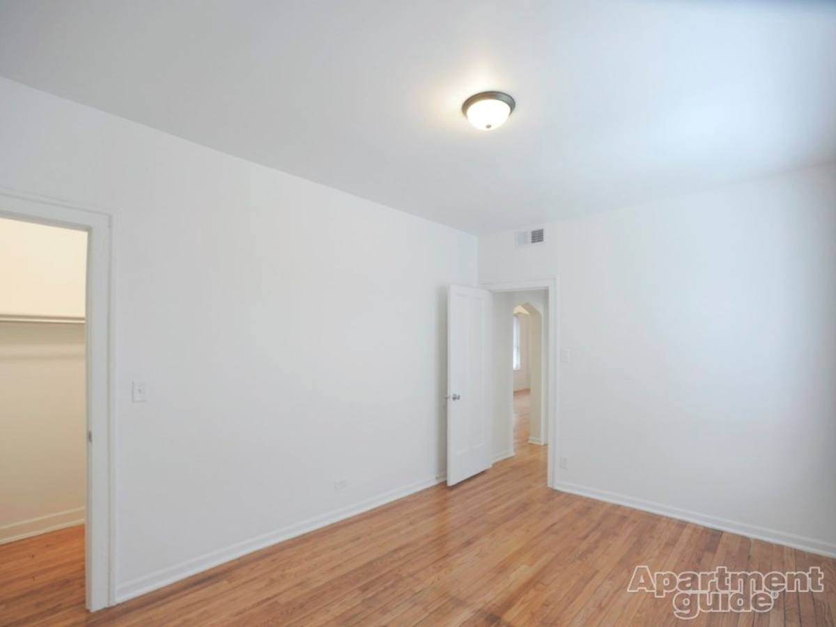 Apartment for rent at 1108 E 82nd St, Chicago, IL 60619