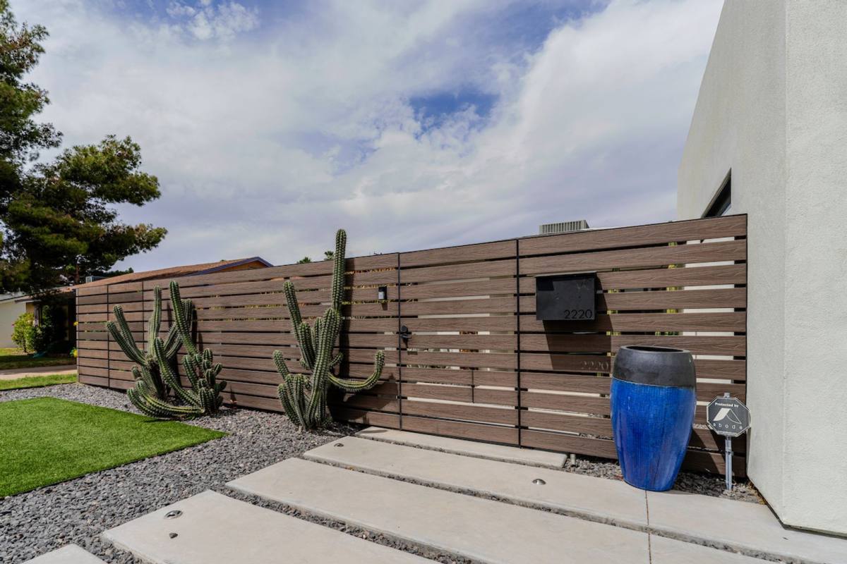 House for rent at 2220 E Weldon Ave, Phoenix, AZ 85016