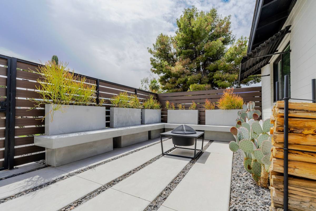 House for rent at 2220 E Weldon Ave, Phoenix, AZ 85016