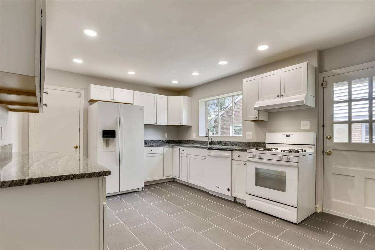 House for rent at 3303 Winnett Rd, Chevy Chase, MD 20815