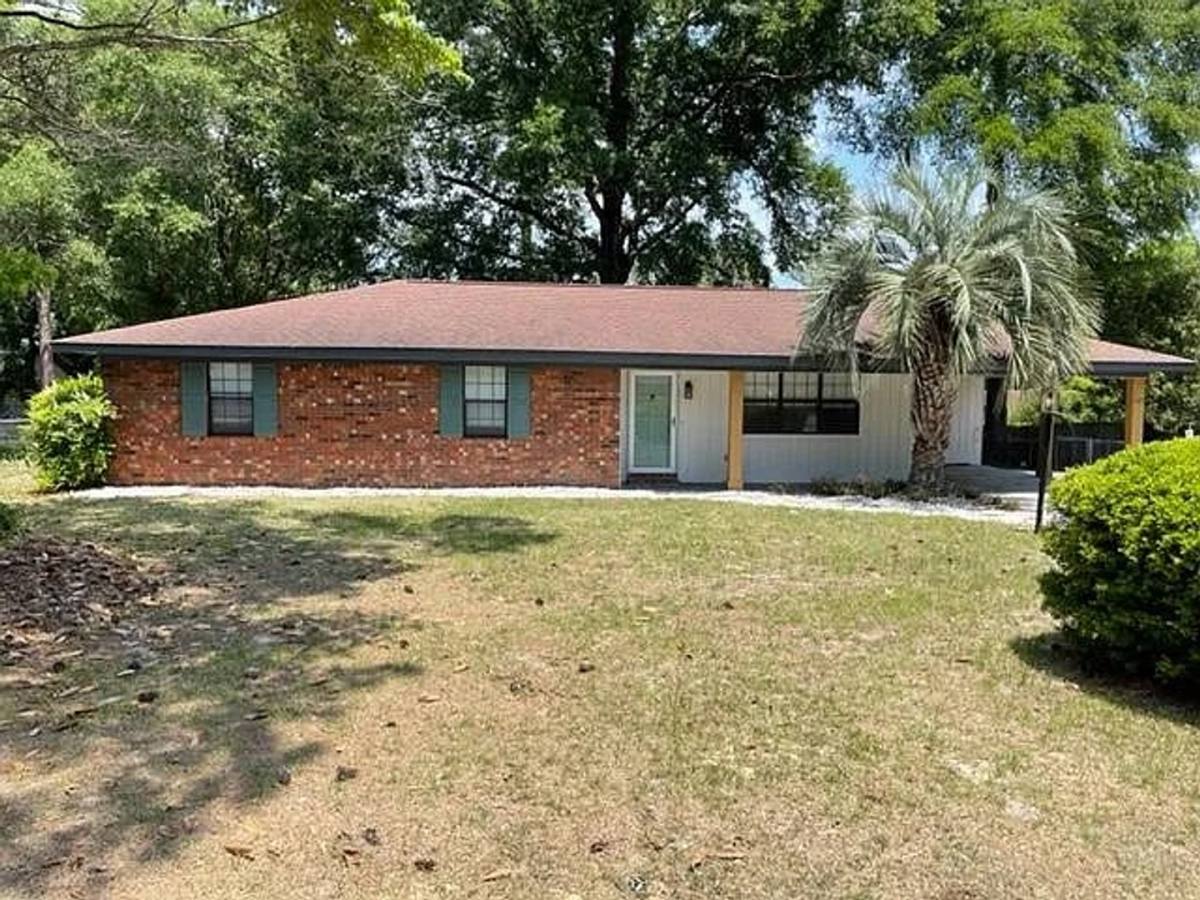 House for rent at 107 Fox St, Springfield, GA 31329