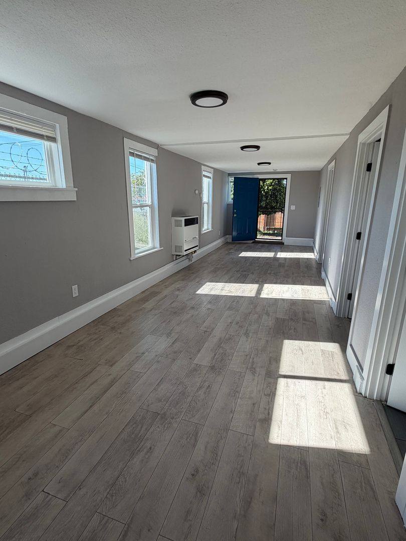 Apartment for rent at 881 30th St, Emeryville, CA 94608