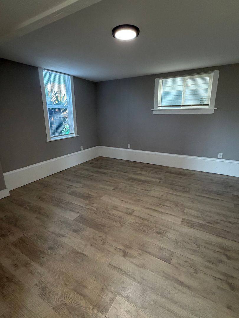 Apartment for rent at 881 30th St, Emeryville, CA 94608