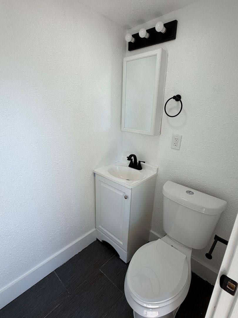 Apartment for rent at 881 30th St, Emeryville, CA 94608