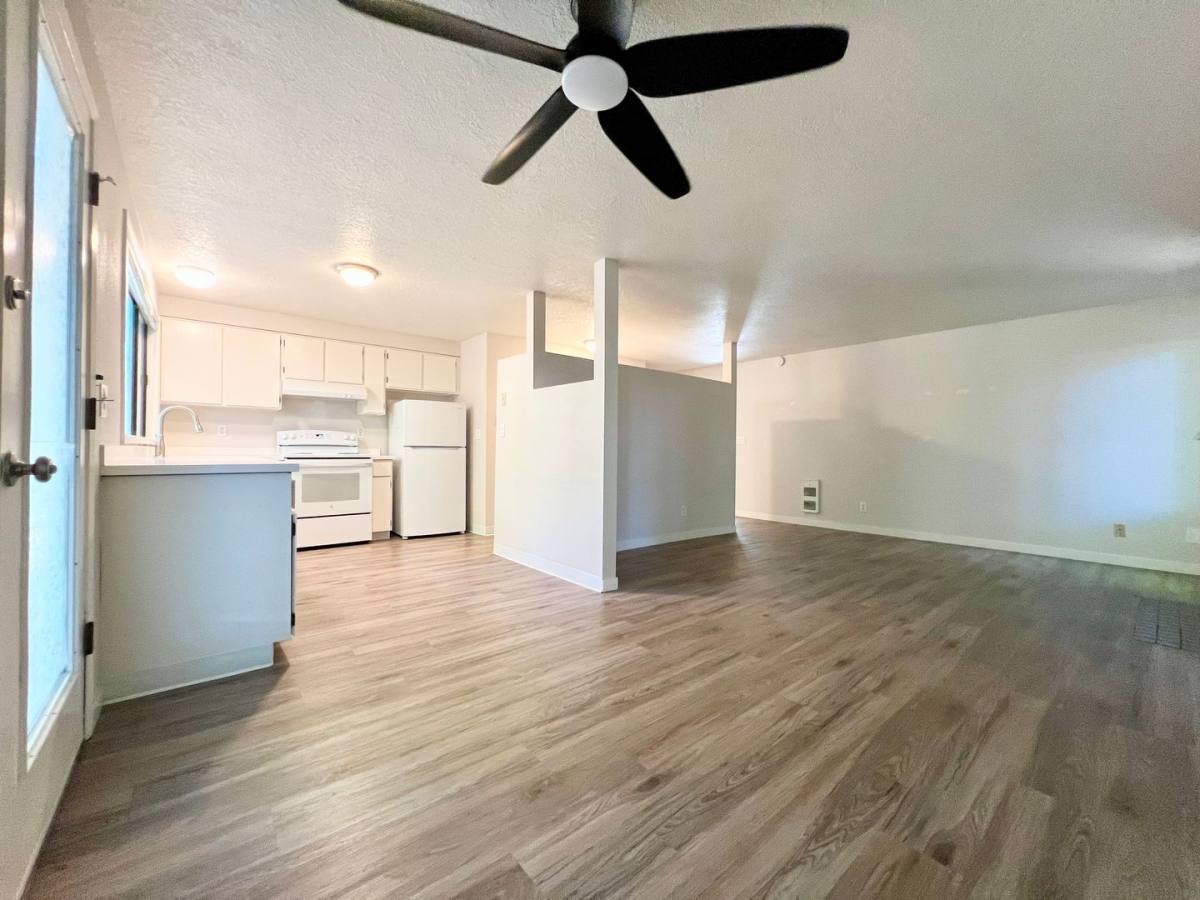 Apartment for rent at 6951 SW Montauk Circle, Lake Oswego, OR 97035