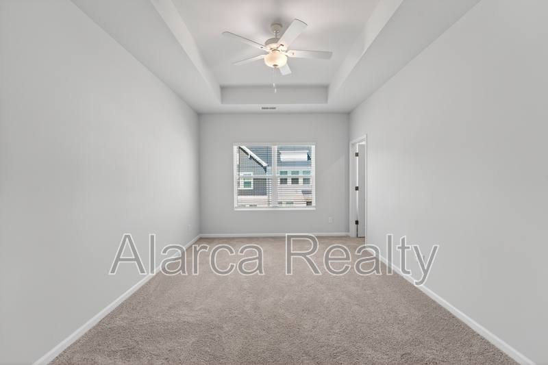 Townhouse for rent at 2962 Sloan Dr, Charlotte, NC 28208