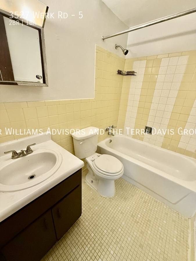 Apartment for rent at 3527 Werk Rd, Cincinnati, OH 45248