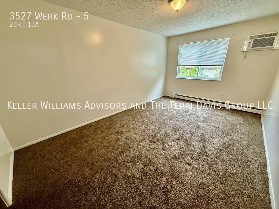 Apartment for rent at 3527 Werk Rd, Cincinnati, OH 45248
