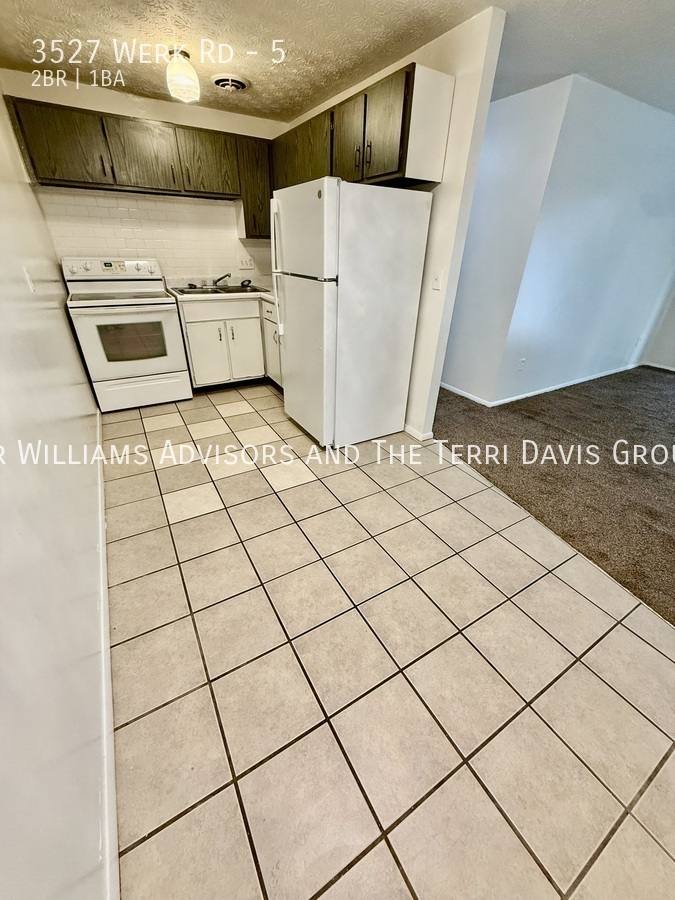 Apartment for rent at 3527 Werk Rd, Cincinnati, OH 45248