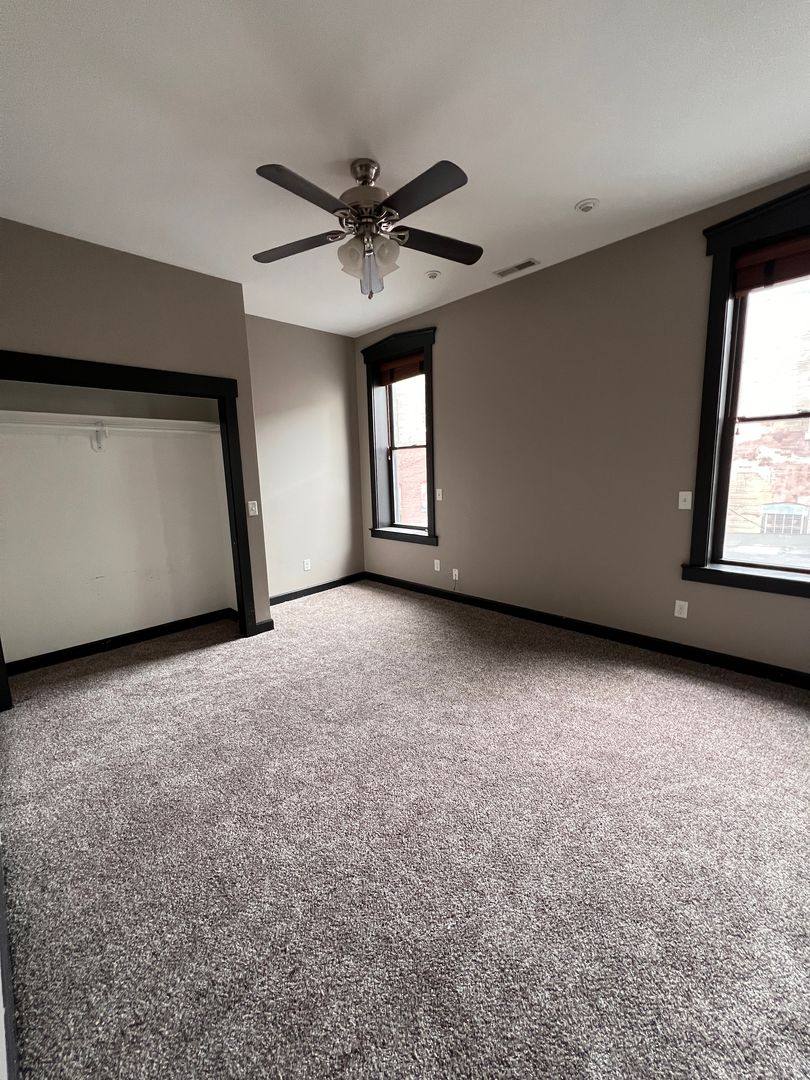 Apartment for rent at 214 N 6th, Quincy, IL 62301