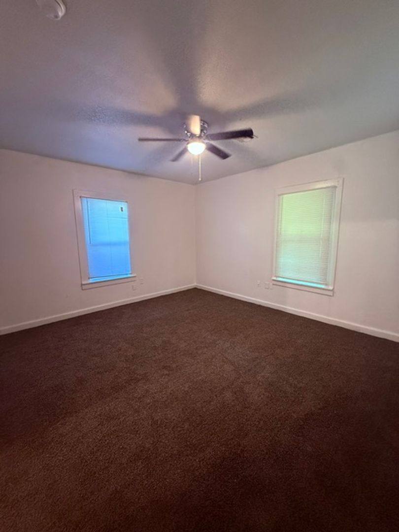 House for rent at 2401 McKenzie Ave, Waco, TX 76708