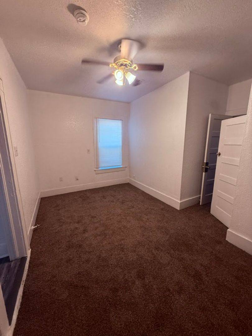 House for rent at 2401 McKenzie Ave, Waco, TX 76708