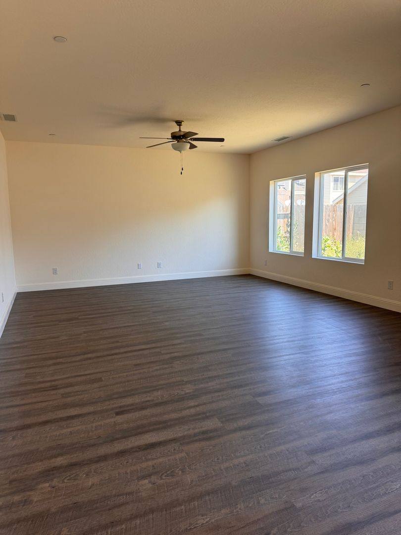 House for rent at 4438 W Langden Dr, Fresno, CA 93722