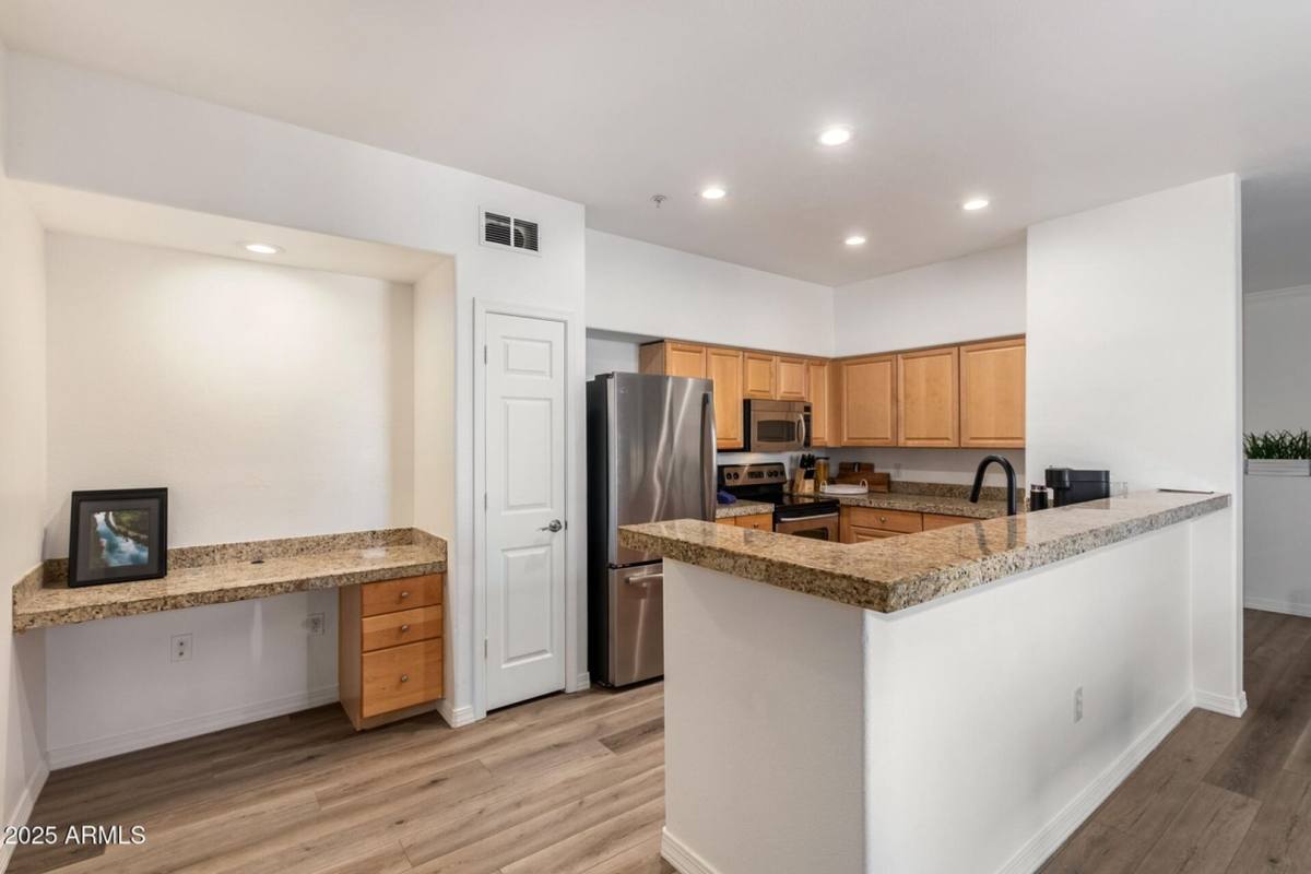 Apartment for rent at 19777 N 76th St, Scottsdale, AZ 85255