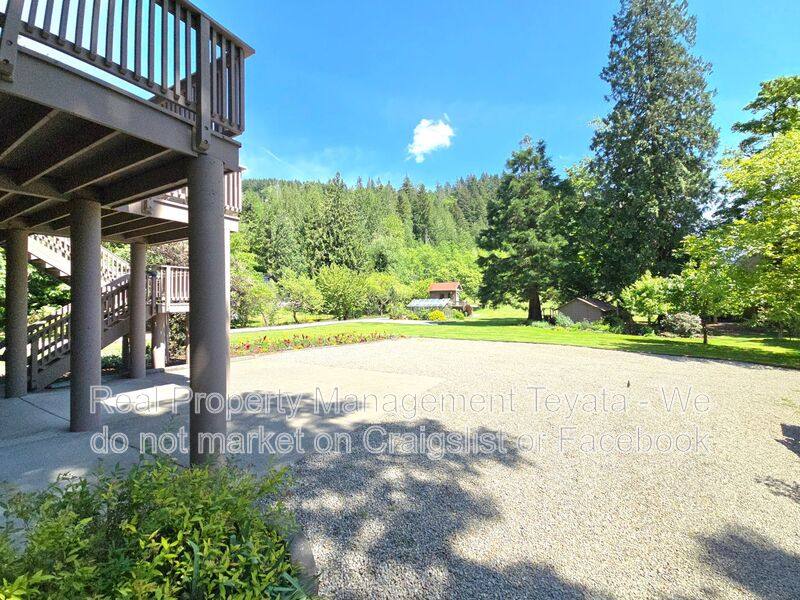 House for rent at 5560 Hillard Rd, Everson, WA 98247