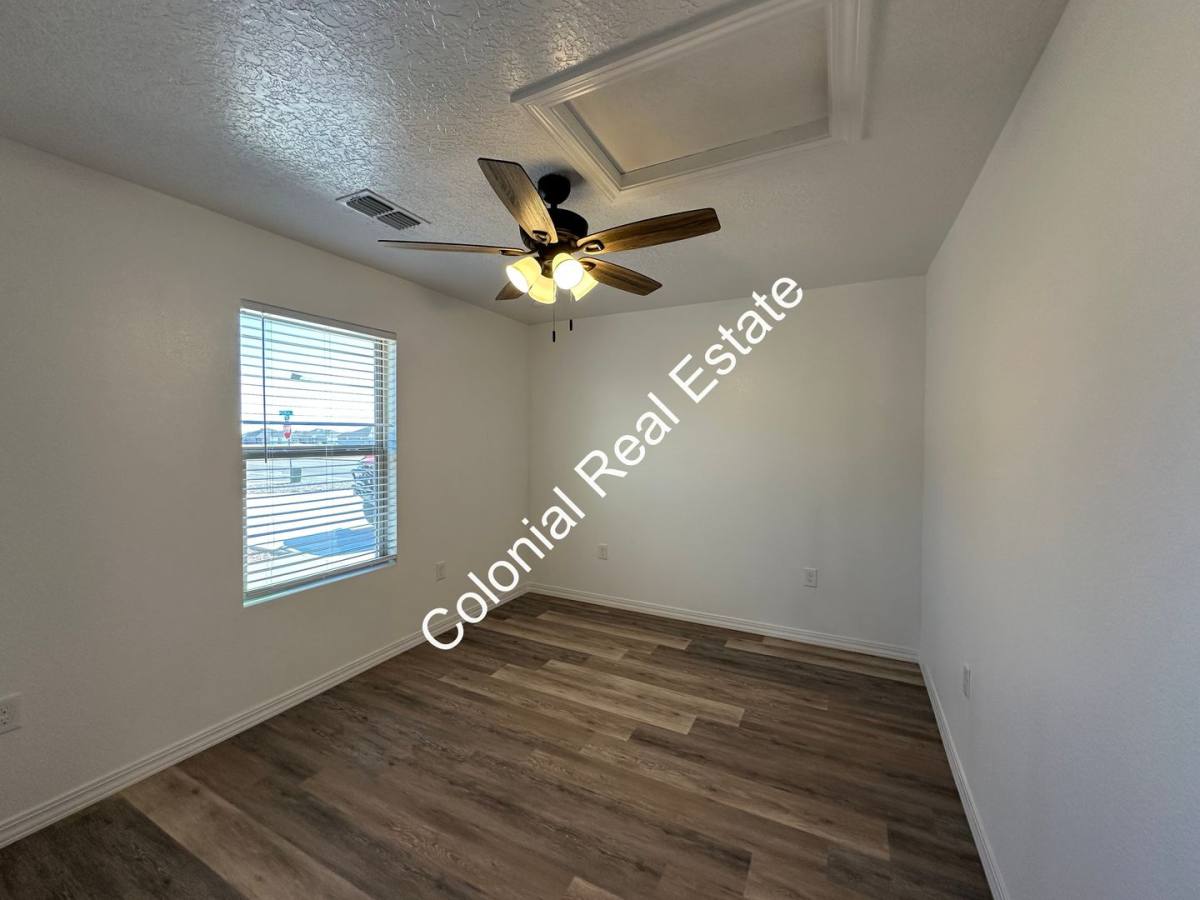Apartment for rent at 2512 E 14th St, Clovis, NM 88101