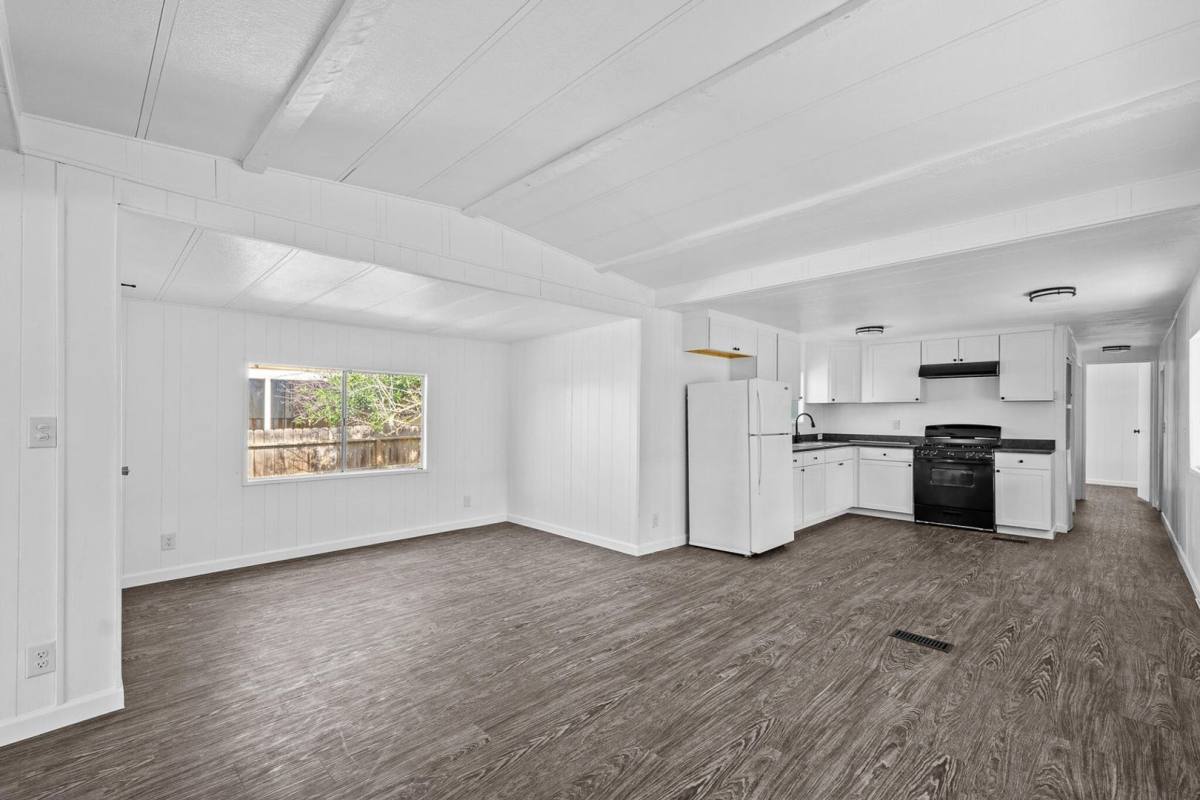 House for rent at 5505 W Tulare Ave Sp #64, Visalia, CA 93277