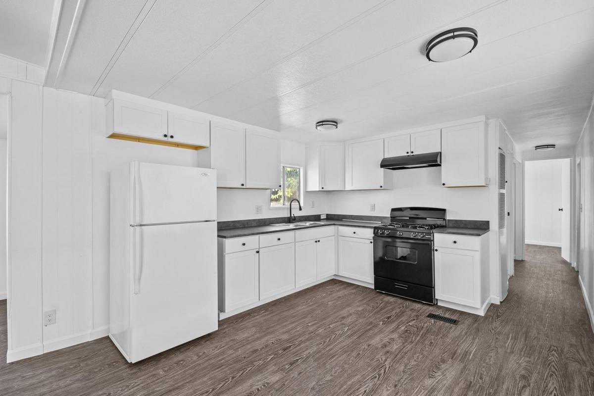 House for rent at 5505 W Tulare Ave Sp #64, Visalia, CA 93277