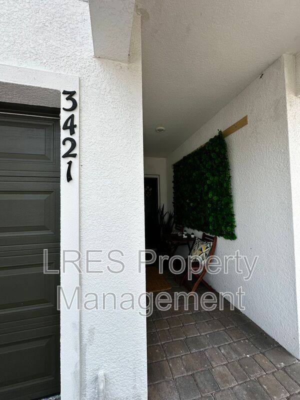 Townhouse for rent at 3421 Beau Rd, Kissimmee, FL 34746