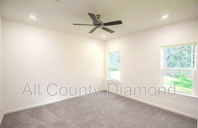 House for rent at 30 Sandywoods Court, Freeport, FL 32439