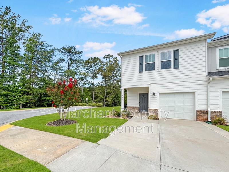 Townhouse for rent at 964 Yarn Way, Greer, SC 29651