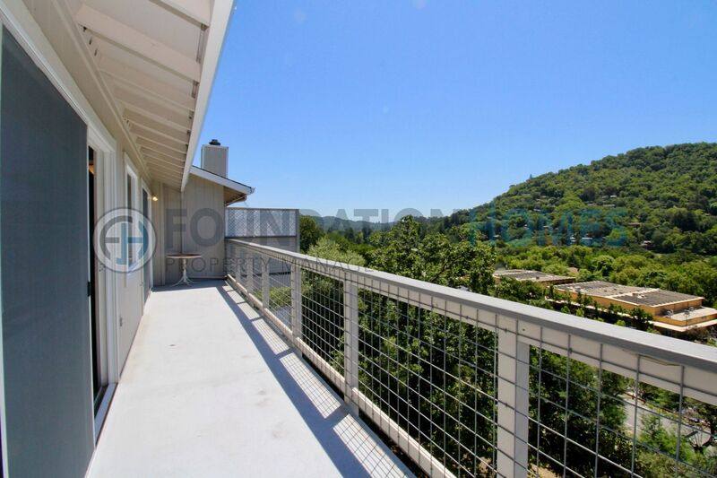 Townhouse for rent at 93 Live Oak Ave, Fairfax, CA 94930