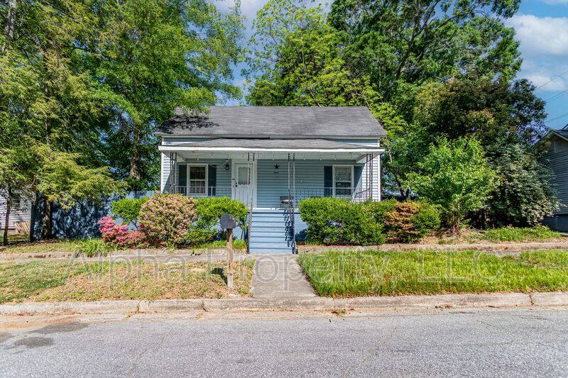 House for rent at 3 Frost St, Greenville, SC 29611