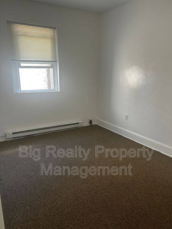 Apartment for rent at 29 N Main St #2F, Spring City, PA 19475