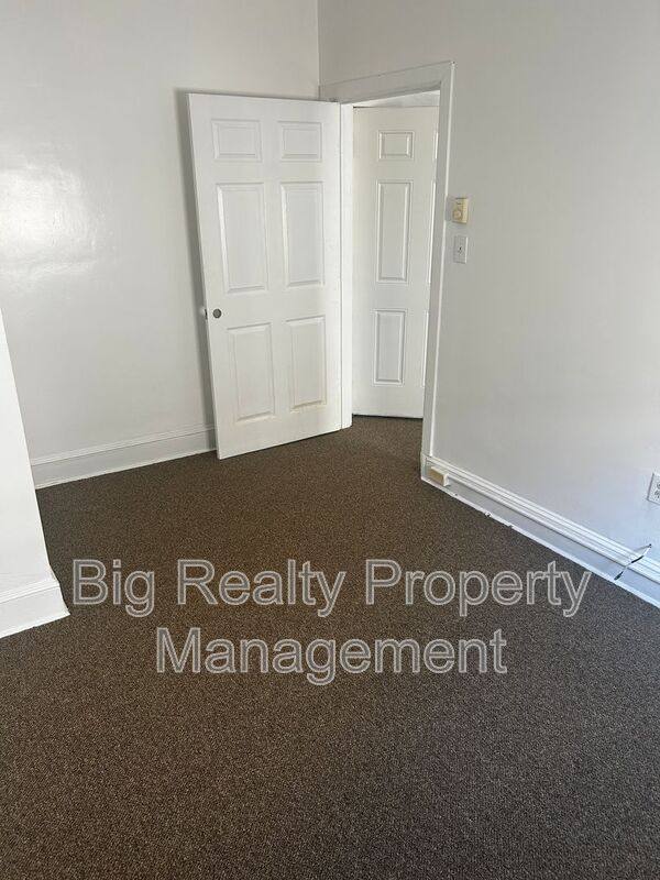 Apartment for rent at 29 N Main St #2F, Spring City, PA 19475