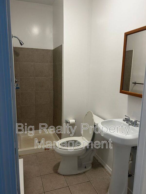 Apartment for rent at 29 N Main St #2E, Spring City, PA 19475