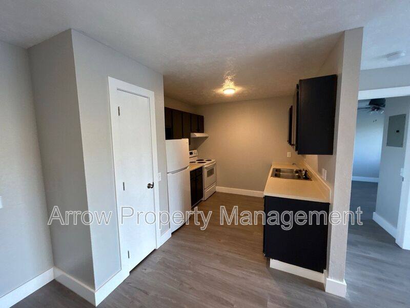 Apartment for rent at 940 27th St #5, Clarinda, IA 51632