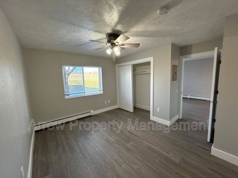 Apartment for rent at 940 27th St #5, Clarinda, IA 51632