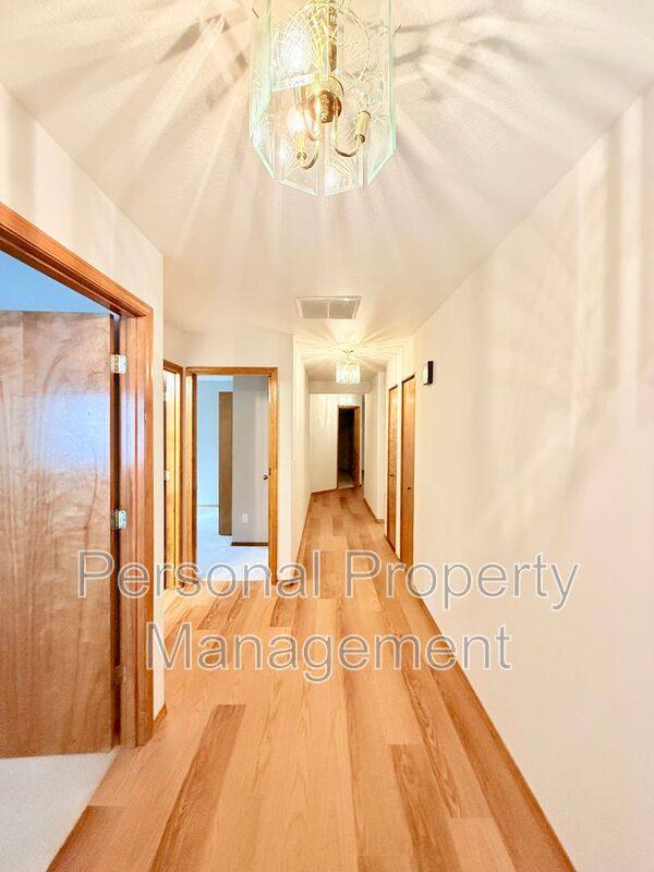 Townhouse for rent at 15315 NE 181st St #B, Brush Prairie, WA 98606