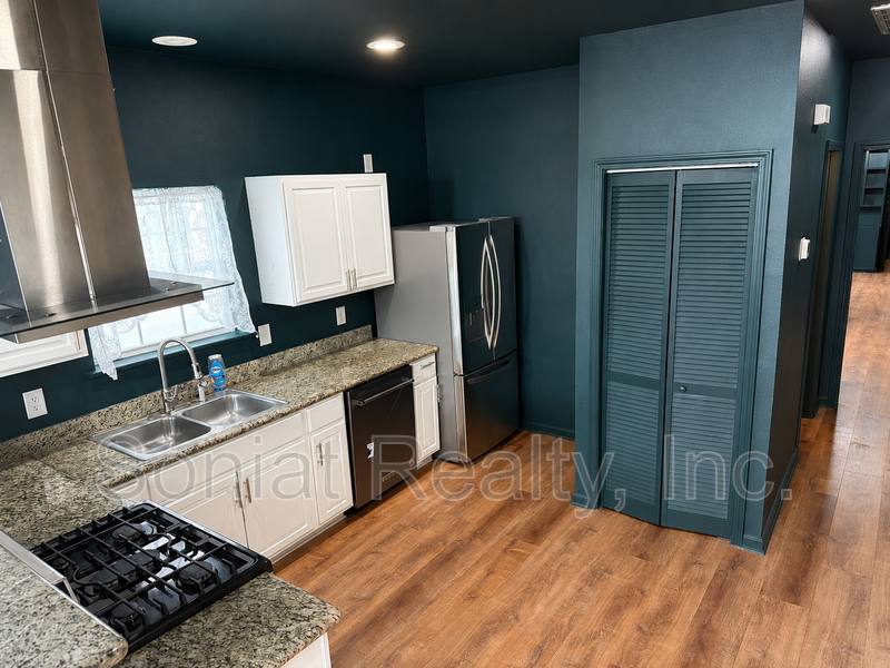 House for rent at 1461 N Robertson St, New Orleans, LA 70116