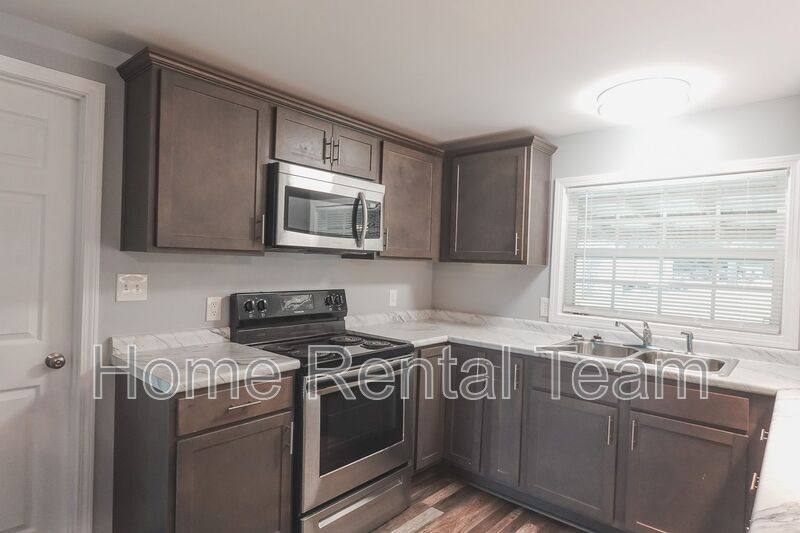 House for rent at 55 Peachtree Dr, Richmond Hill, GA 31324