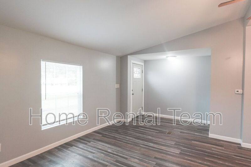 House for rent at 55 Peachtree Dr, Richmond Hill, GA 31324
