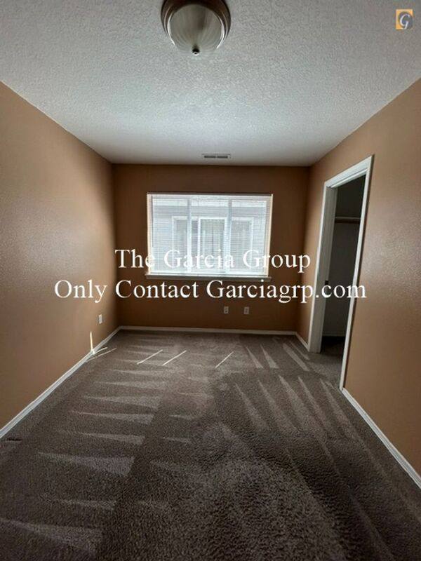 Townhouse for rent at 12625 SE Division St #B, Portland, OR 97236