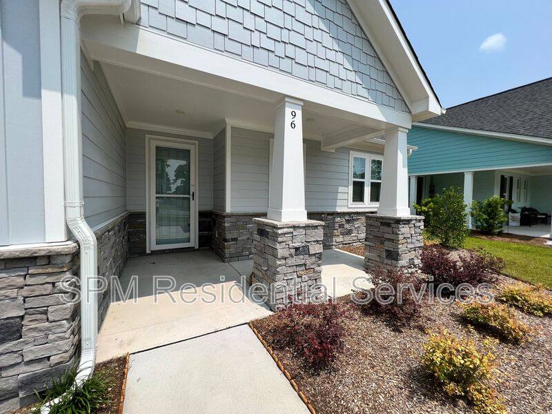 House for rent at 96 Moonlight Walk, Hampstead, NC 28443