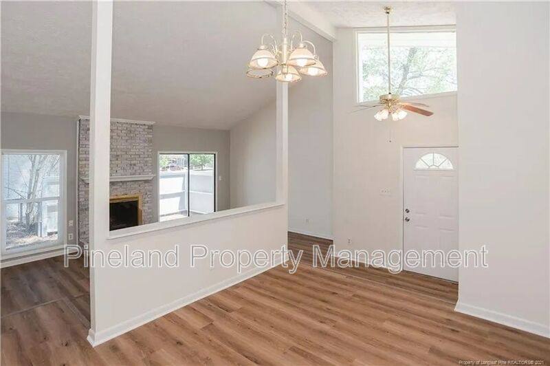 House for rent at 2012 Lakemeadow Dr, Fayetteville, NC 28304