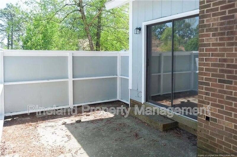 House for rent at 2012 Lakemeadow Dr, Fayetteville, NC 28304