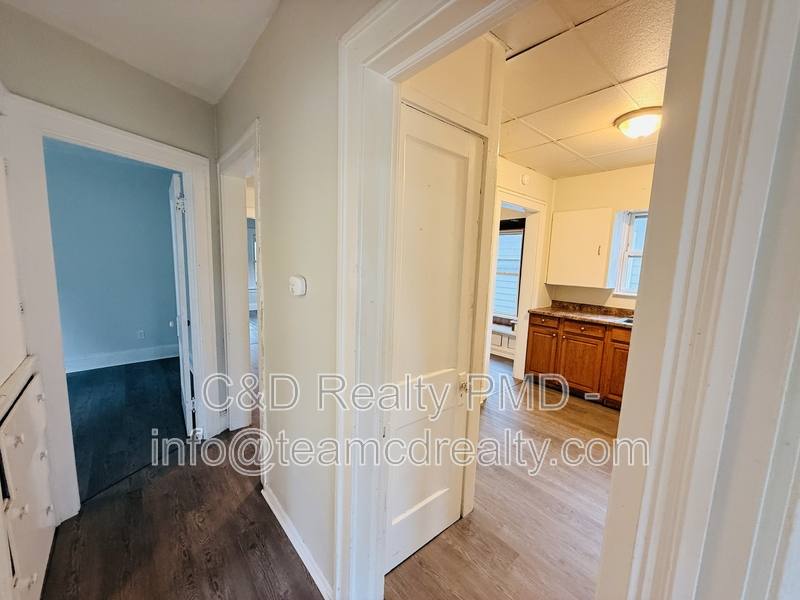 Apartment for rent at 9302 Rosewood Ave Dn, Cleveland, OH 44105